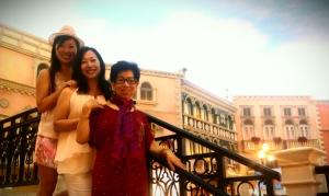 1077283_10151736769097692_255097224_o